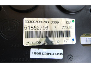 Přístrojová deska Fiat Punto Evo 2010 51852796