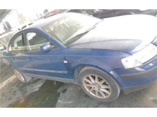 Zpětné zrcátko Volkswagen Passat Alltrack 2000