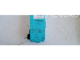 Блок предохранителей MR445951B   Mitsubishi Montero    