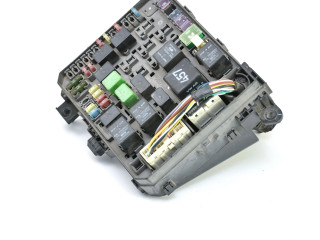 Блок предохранителей PR06102000, PR061-02000 Mitsubishi Lancer