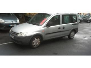 Зеркало электрическое Opel Combo C 2001 - 2011 года