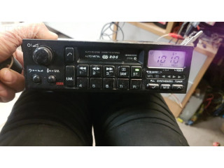 Радио/ проигрыватель CD/DVD / навигация