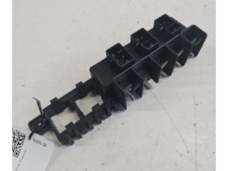 Блок предохранителей 8L0941822 Audi A6 S6 C5 4B