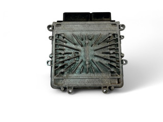 Блок управления двигателем Блок управления 30785100AB, 0281012765   Volvo V70