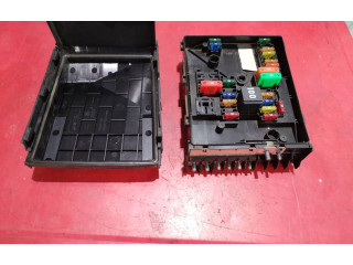 Блок предохранителей  1K0937125D, 017183073   Volkswagen Golf Plus    