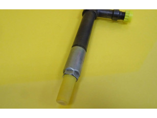 Форсунка Mazda Premacy