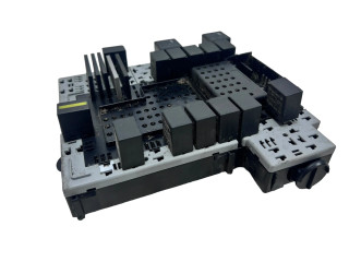 Блок предохранителей 30679527, 08696098 Volvo XC90