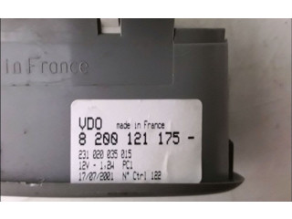 Turbodmychadlo Экран/ дисплей / маленький экран Renault Twingo I D7FF702