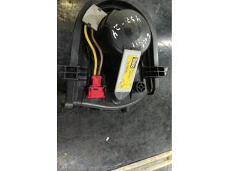 Вентилятор печки    1H1820021   Volkswagen Golf III