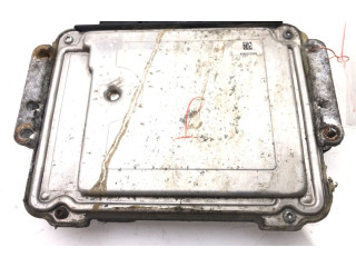 Блок управления двигателем Блок управления 6M61-12A650-BB Mazda 3 I