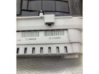 Přístrojová deska Volvo V40 Cross country 2015 31433331, P31433331