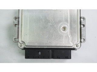 Блок управления двигателем Блок управления 391282B020   KIA Venga