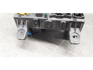 Блок предохранителей  91198-1C010   Hyundai Getz    