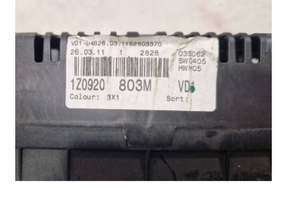 Панель приборов 1Z0920803M, M0104926 Skoda Octavia Mk2 (1Z)