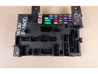 Блок предохранителей 8637B681 Mitsubishi Outlander