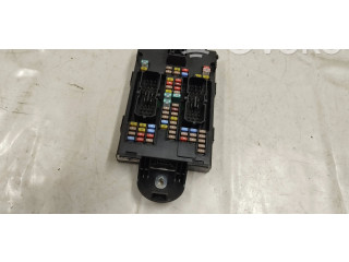 Блок предохранителей  32209198   Volvo XC90    