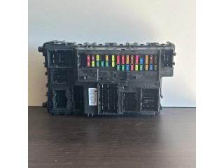 Блок предохранителей Gu5T15604, M3NA2C738448 Ford Fusion II