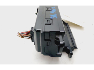 Дисплей    957101H100   KIA Ceed