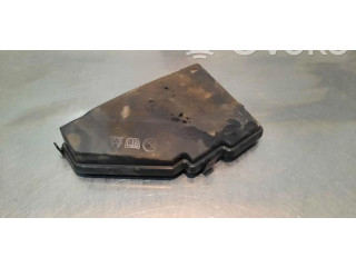 Pojistková skříňka 31398001 Volvo V60 2019