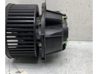 Вентилятор печки 272106020R Dacia Sandero