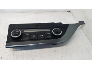 Блок управления климат-контролем 75F542 Toyota Auris E180