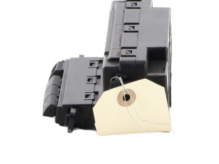 Дисплей    957101H700   KIA Ceed