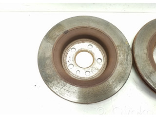 Задний тормозной диск       Volvo XC60 2.0   