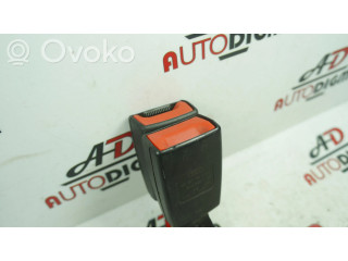 Средняя поясная пряжка ()