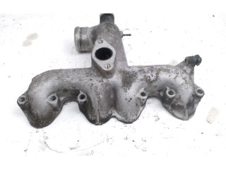 Поршень Всасывающий коллектор  028129713J  Volkswagen PASSAT B4  