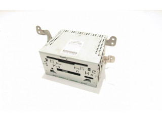 Радио/ проигрыватель CD/DVD / навигация