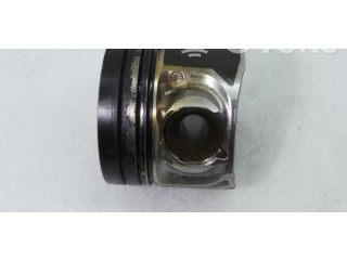 Píst 83L57   Audi Q7 4L     