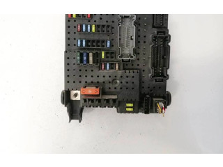 Блок предохранителей  28017881, 28017881REM   Volvo V70    