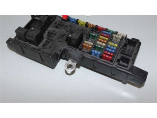 Блок предохранителей    9452993   Volvo V70