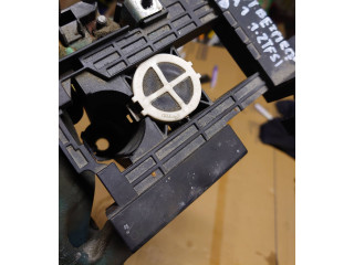 Блок предохранителей Audi A1