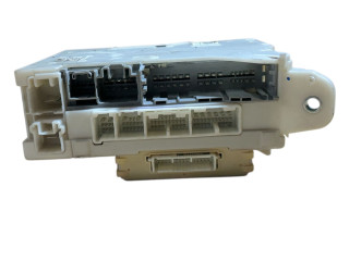 Блок предохранителей 8273053021, 6G240724 Lexus IS 220D-250-350