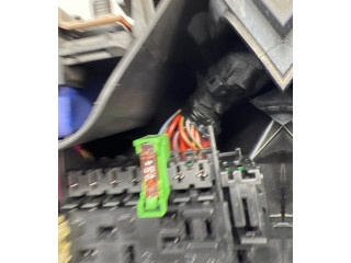 Блок предохранителей     Mercedes-Benz A W176    