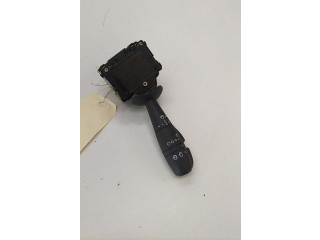 Ручка стеклоочистителей 8201168016   Renault Clio IV