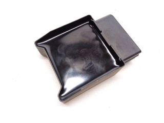 Блок управления топливного насоса 5Q0906093A Audi A1