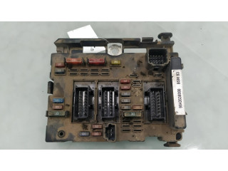 Блок предохранителей 9643538080 Citroen Xsara