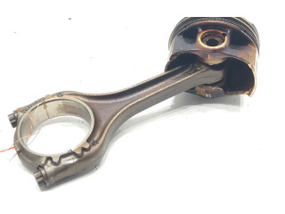 Поршень с шатуном 04EAM Volkswagen Golf VII