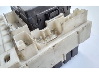 Блок предохранителей 8637A171, 5WK45103L Mitsubishi Colt