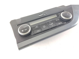 Блок управления кондиционера воздуха / климата/ печки (в салоне) 5590002460, 7005R48A   Toyota Auris E180