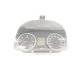 Панель приборов 8100b975 Mitsubishi L200