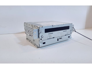 Радио/ проигрыватель CD/DVD / навигация