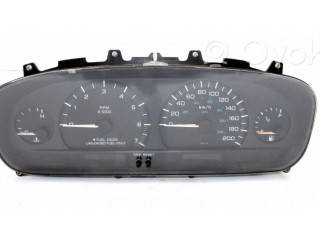 Přístrojová deska  Chrysler Voyager 1998 04685517  