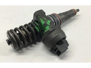 Форсунка 03G130073AJ Audi A3 S3 A3 Sportback 8P -