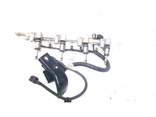 Vstřikovací lišta 24355-2E100 Hyundai i40 pro benzínový motor 2.0 G4NA,G4NC