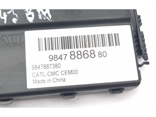 Sonstige Steuergeräte / Module 9847886880, 9847887380   Jeep Avenger