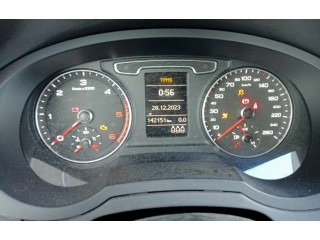 Панель приборов 8U0920930E Audi Q3 8U