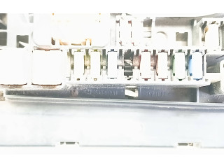 Блок предохранителей  5136YA1   Toyota Corolla Verso AR10    